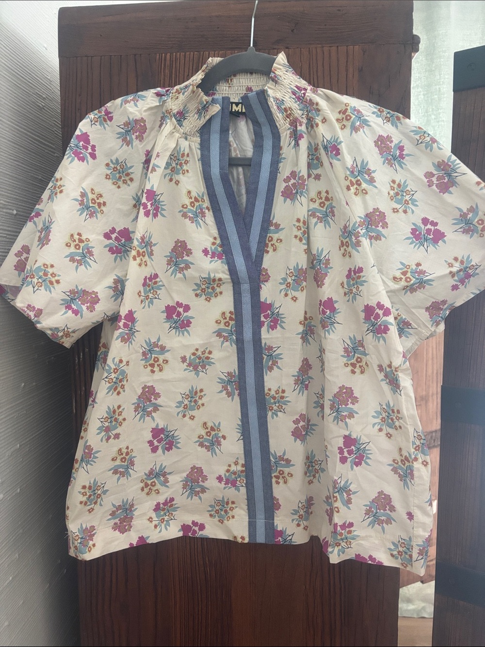 NWOT Blouse by THML from Shop Avara. Cream Florals w/dual Chambray Trim